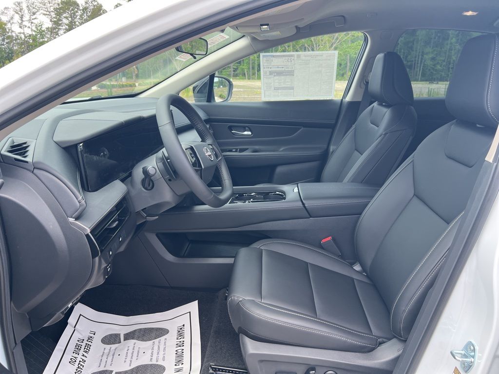 2025 Everest White Pearl Tricoat Nissan Murano SV AWD SUV