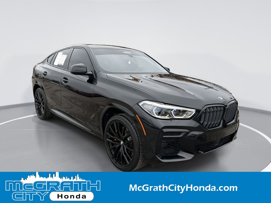2022 BMW X6 M50i AWD