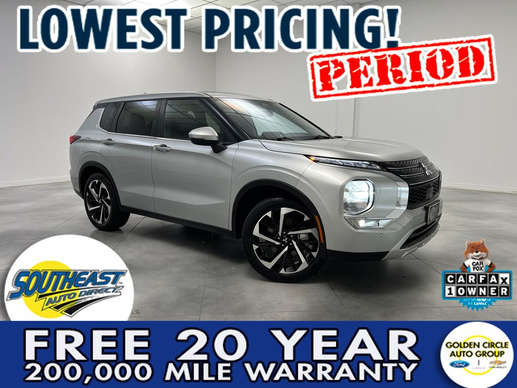 Silver 2024 Mitsubishi Outlander SUV / Crossover Front-Wheel Drive Continuously Variable Transmission