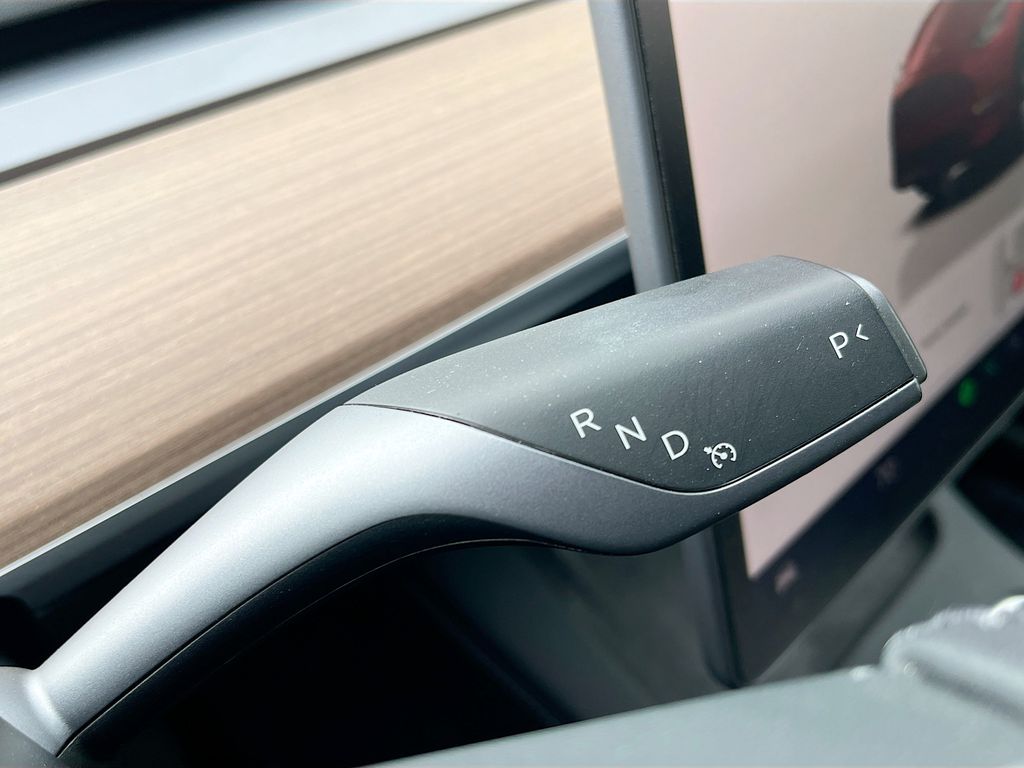 Used 2023 Red Tesla Long Range image 17