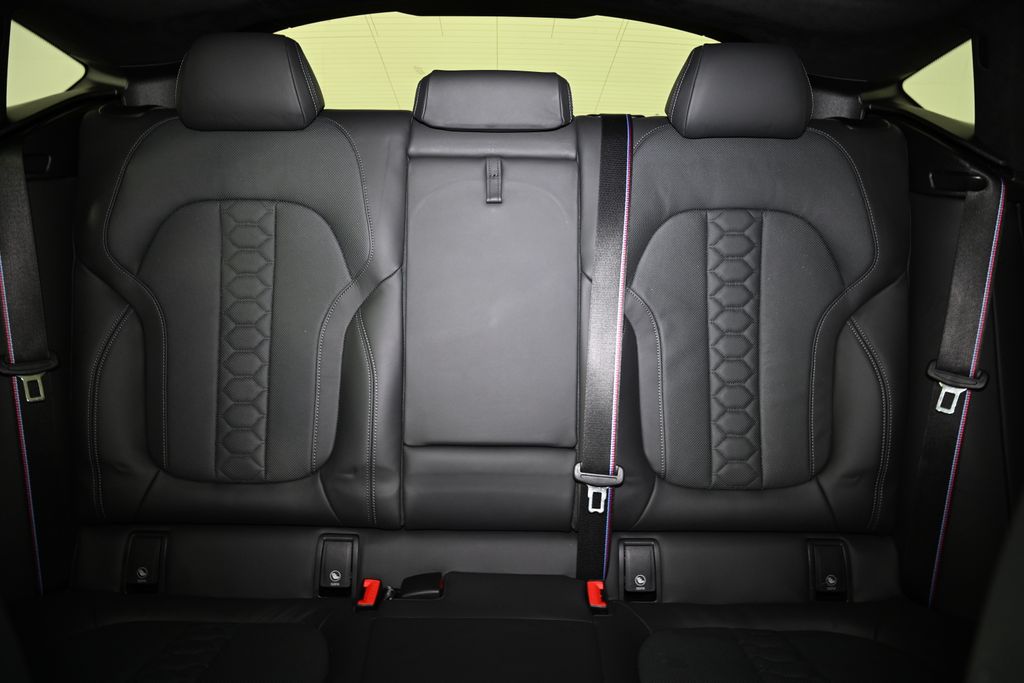 Thumbnail: 2022 BMW X6 - 26