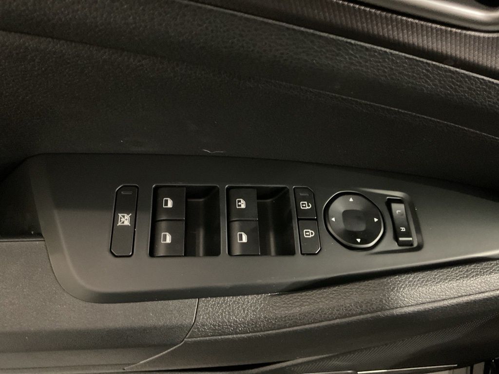 New 2026 Black Kia LX image 8