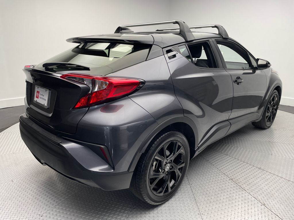 Thumbnail: 2022 Toyota C-HR - 5