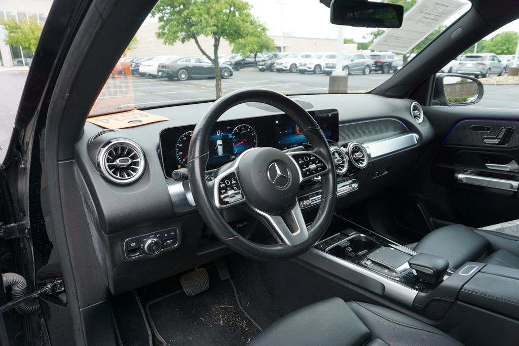 Thumbnail: 2021 Mercedes-Benz GLB - 8