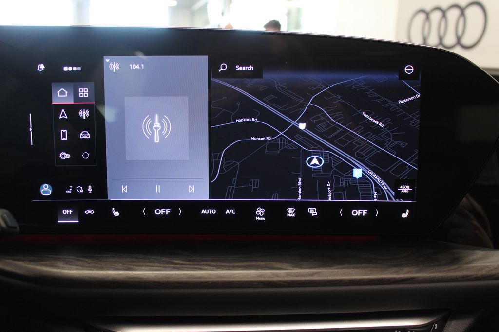 Thumbnail: 2025 Audi Q5 - 16