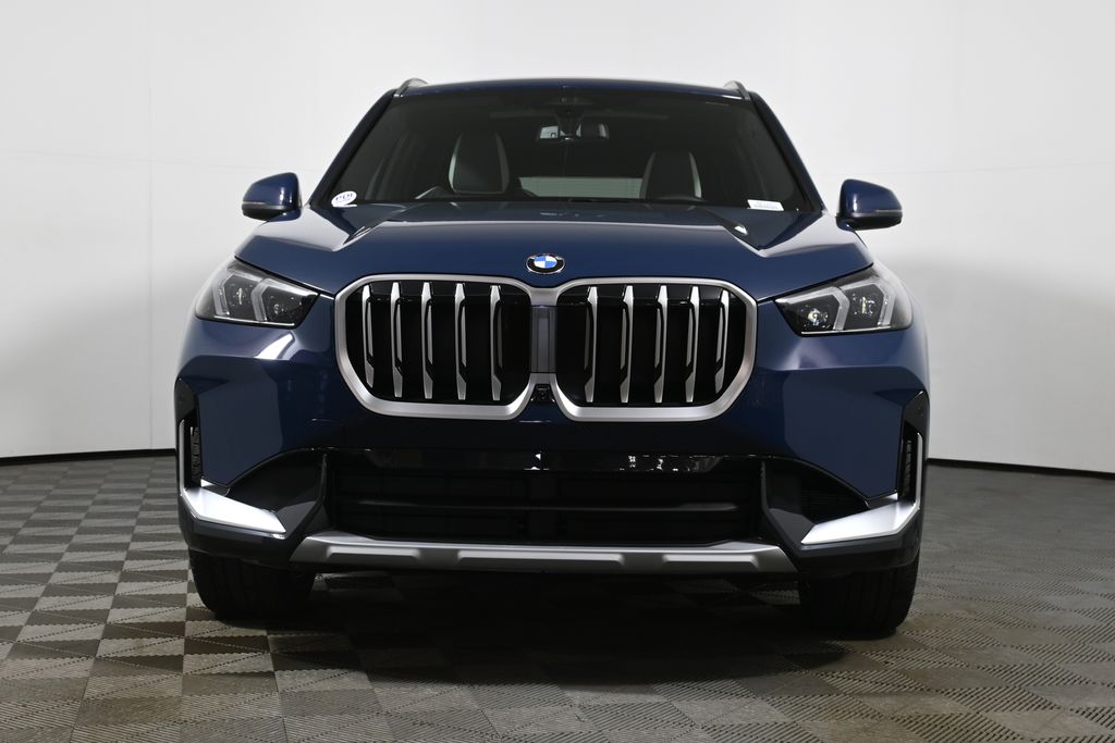 Thumbnail: 2026 BMW X1 - 10