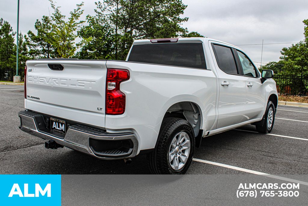 Used 2025 White Chevrolet LT image 6
