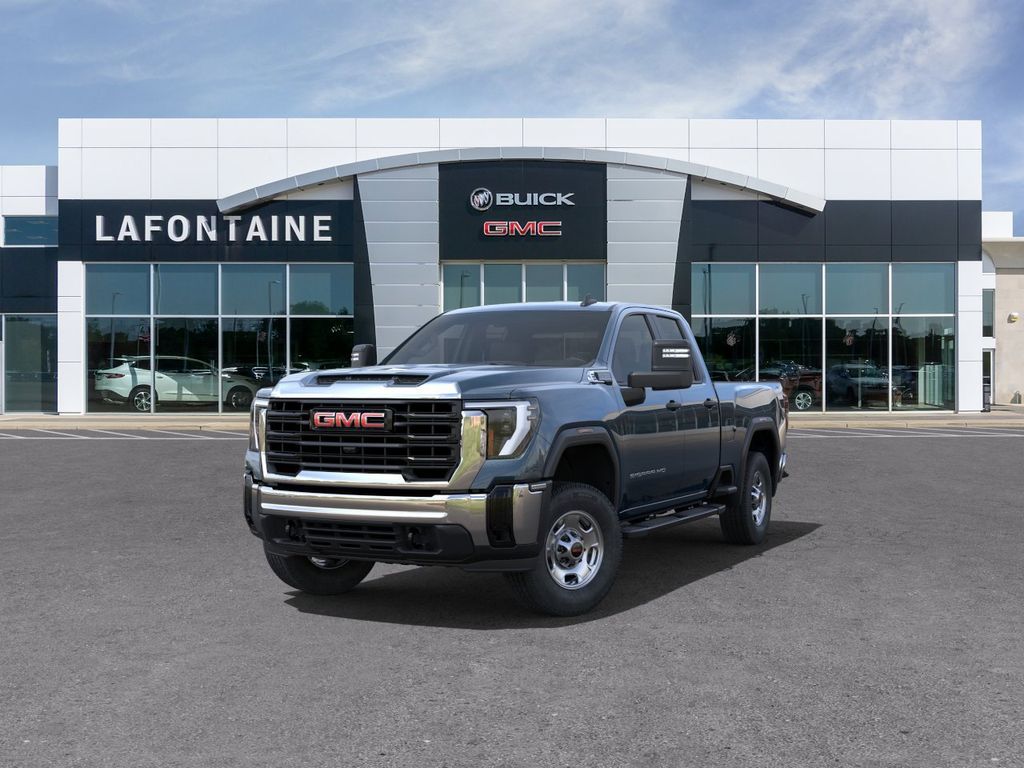 2024 GMC Sierra 2500HD Pro 8