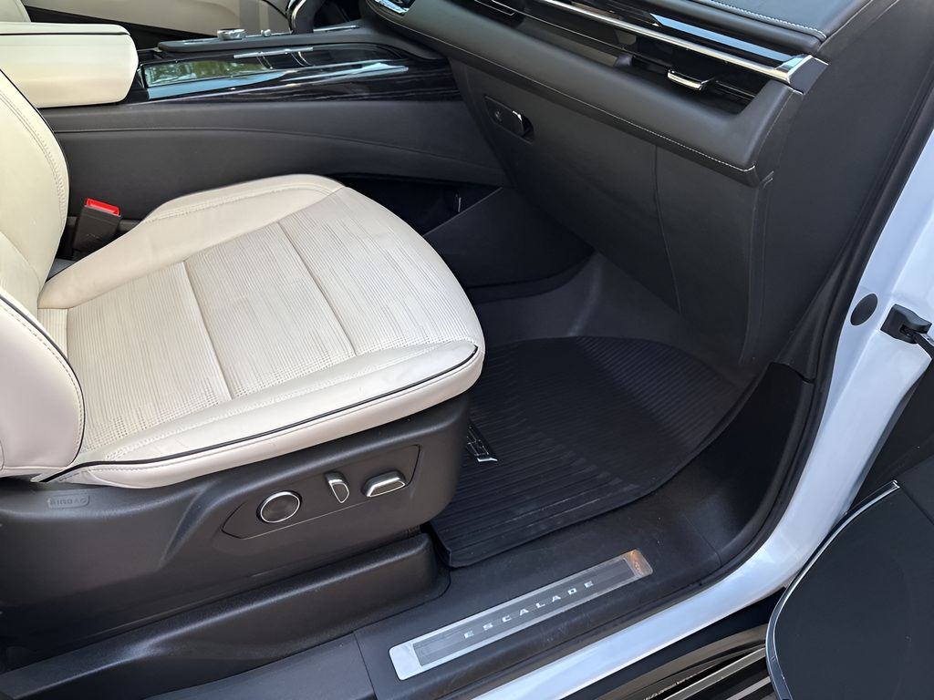 Used Car 2021 Cadillac Escalade  Sport For Sale Under $70,000 In Austin, Texas