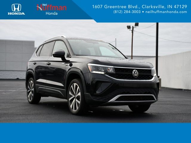 2022 Volkswagen Taos SE FWD