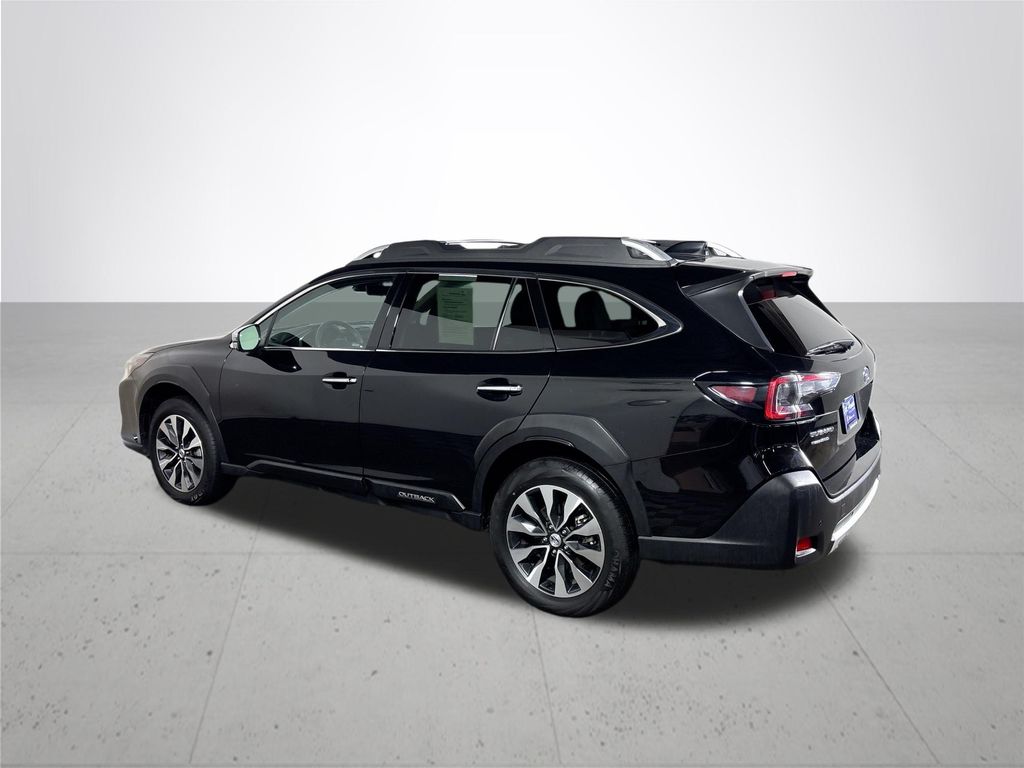 2024 Subaru Outback Touring XT