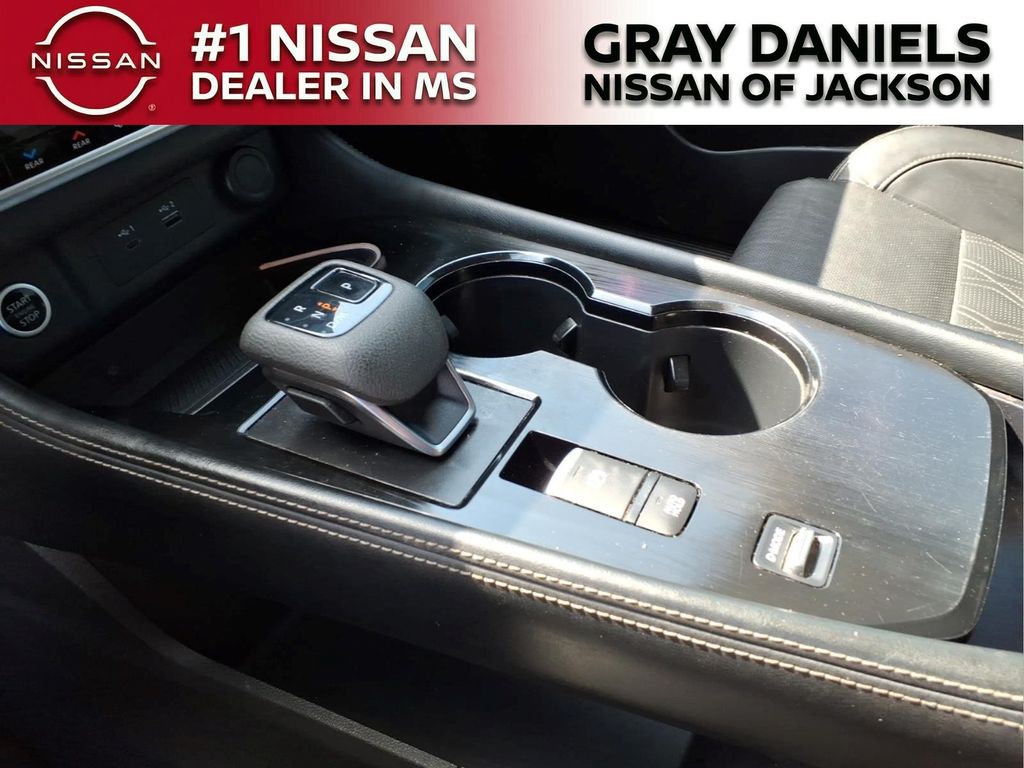 Used 2023 Nissan Rogue SUV