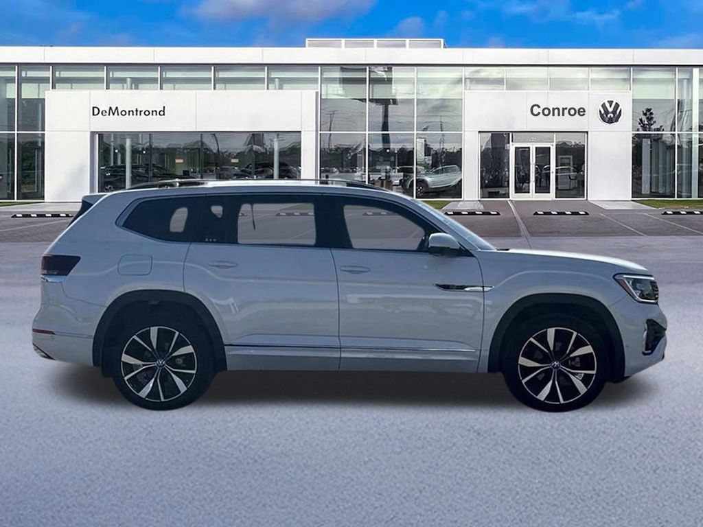 2025 Volkswagen Atlas 2.0T SEL Premium R-Line - 3