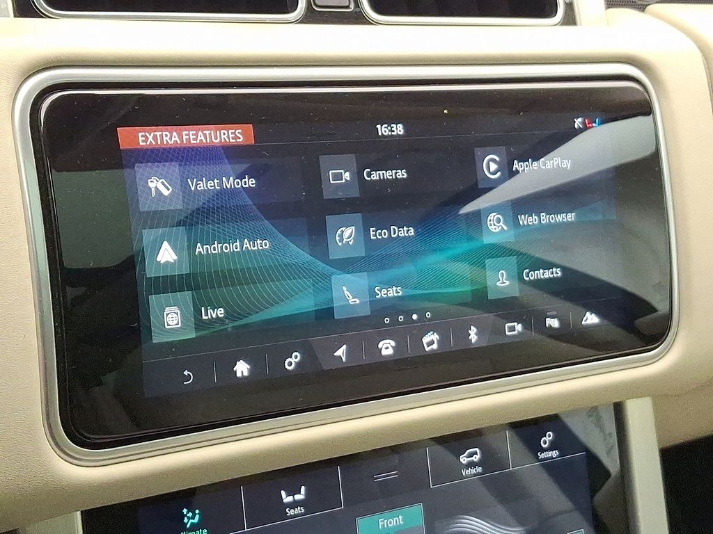 Thumbnail: 2022 Land Rover Range Rover - 26