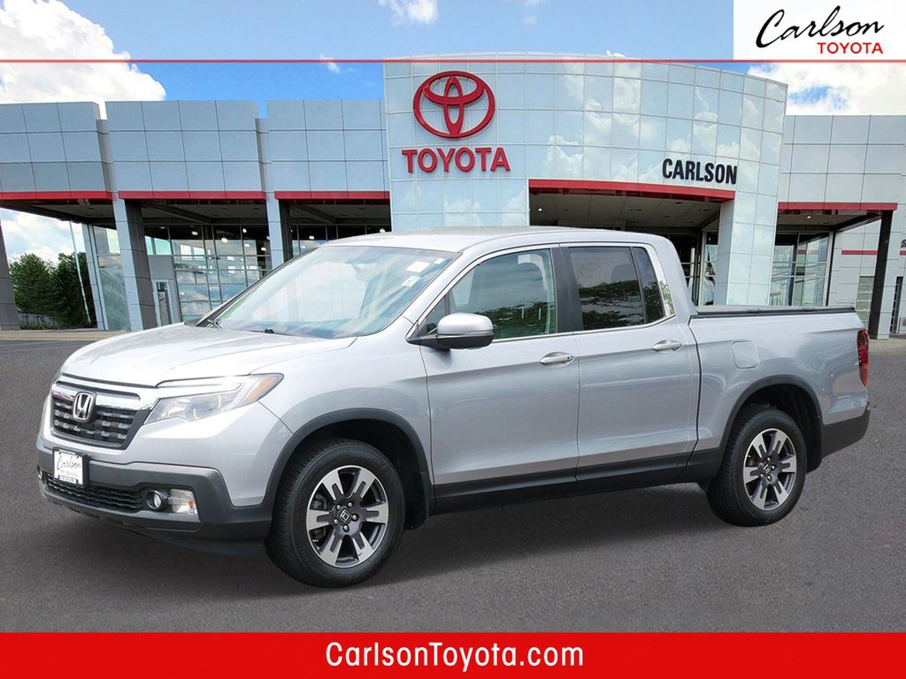 Lunar Silver Metallic 2018 Honda Ridgeline Pickup Truck All-Wheel Drive 6-Speed Automatic