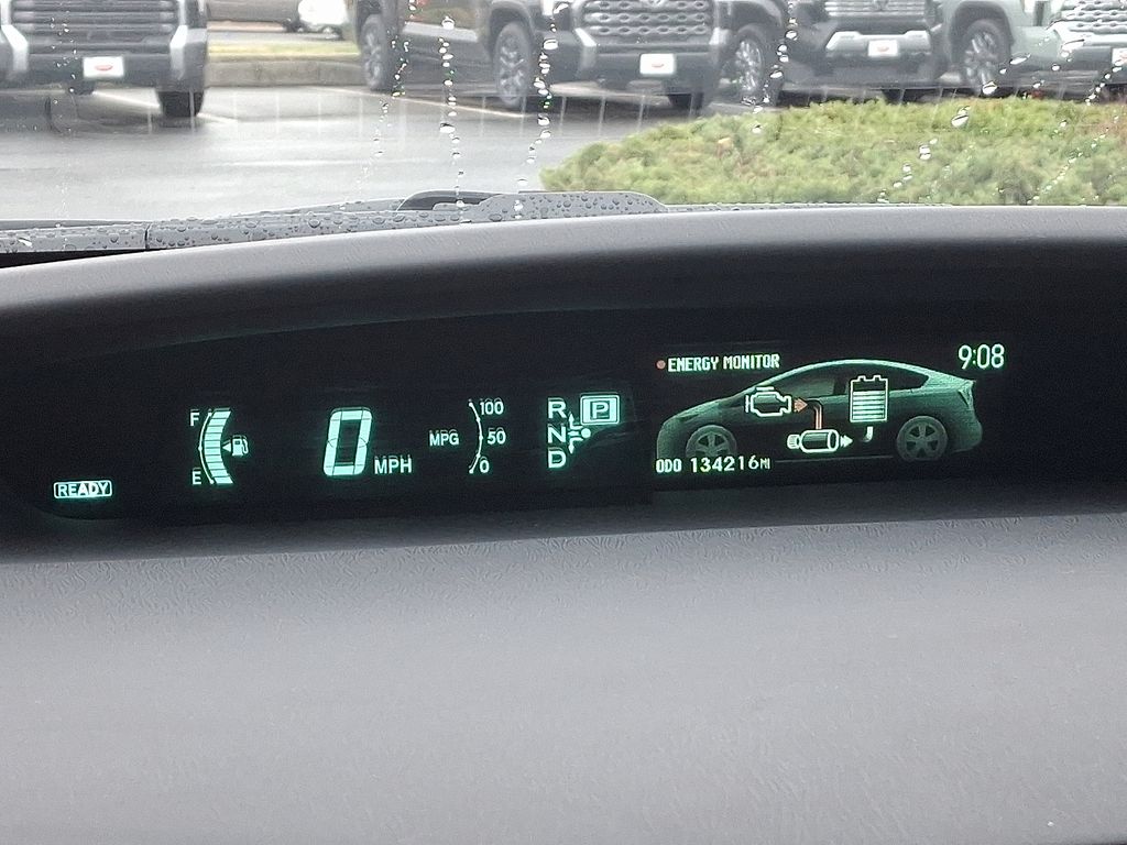 Thumbnail: 2014 Toyota Prius - 19