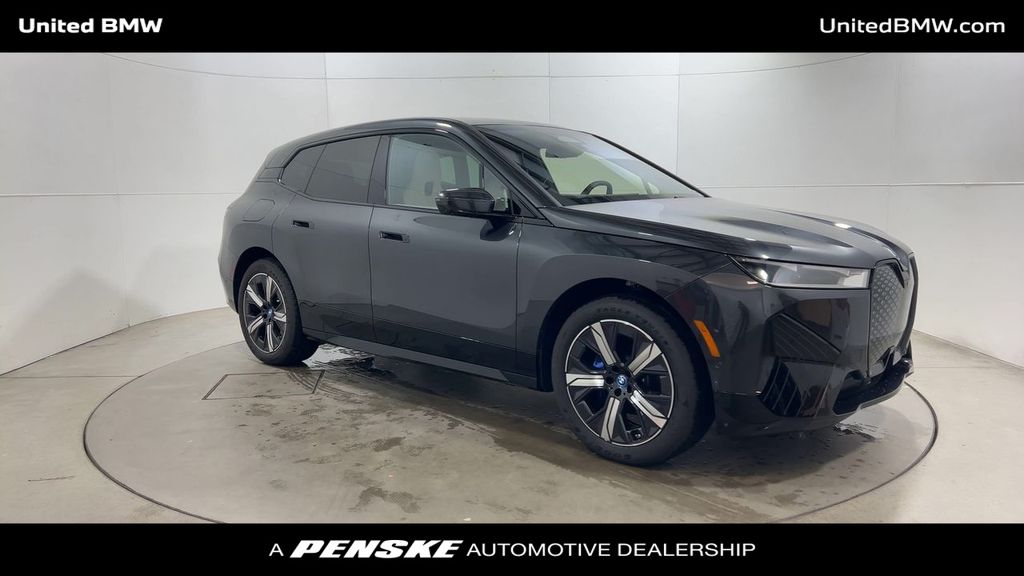 2025 BMW iX xDrive50 2
