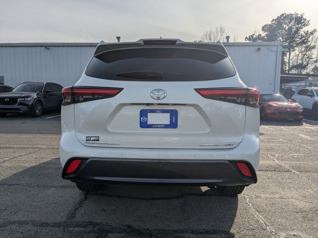 2021 Toyota Highlander Limited