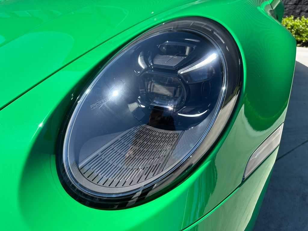 2023 Porsche 911 Carrera 4S 14