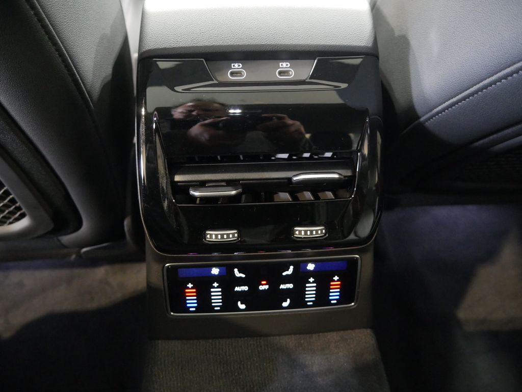 Thumbnail: 2026 Audi A6 - 30