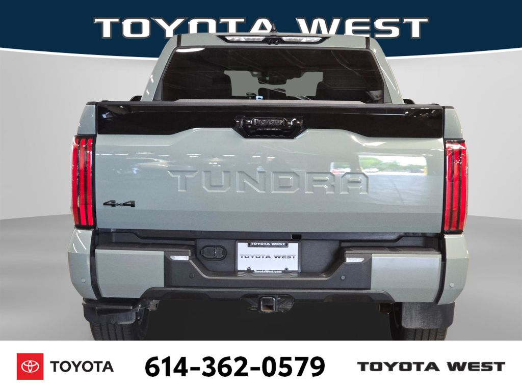 Used 2024  Toyota Platinum image 8