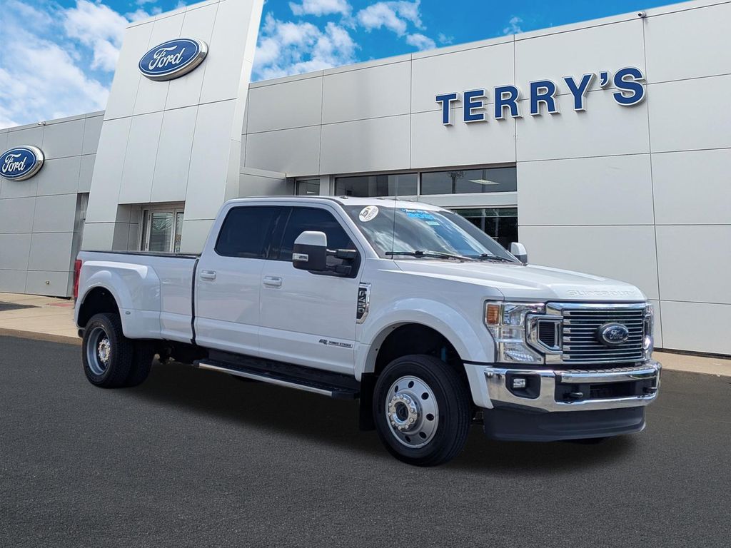 2021 Ford F-450 Super Duty Lariat Crew Cab LB DRW 4WD