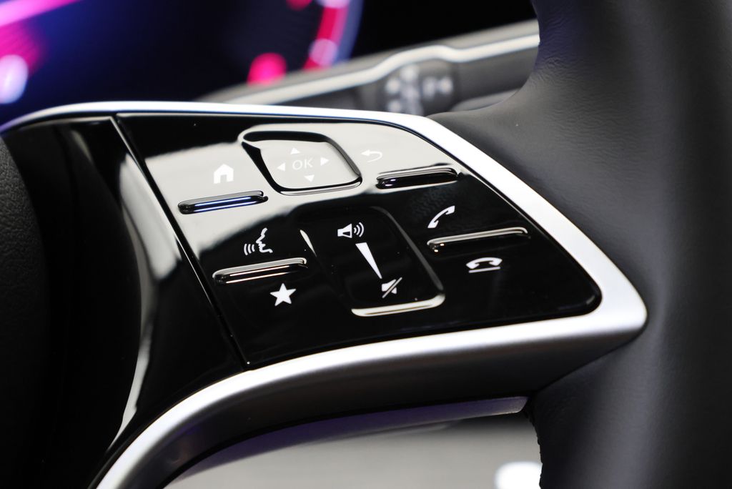 Thumbnail: 2026 Mercedes-Benz GLE - 22