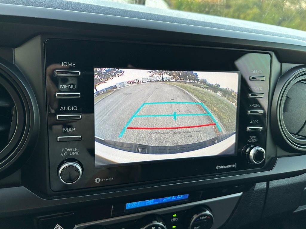 Thumbnail: 2021 Toyota Tacoma - 24