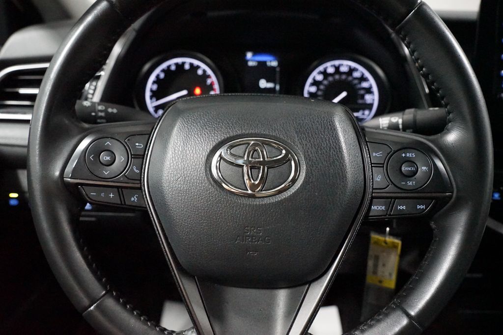 Thumbnail: 2024 Toyota Camry - 12