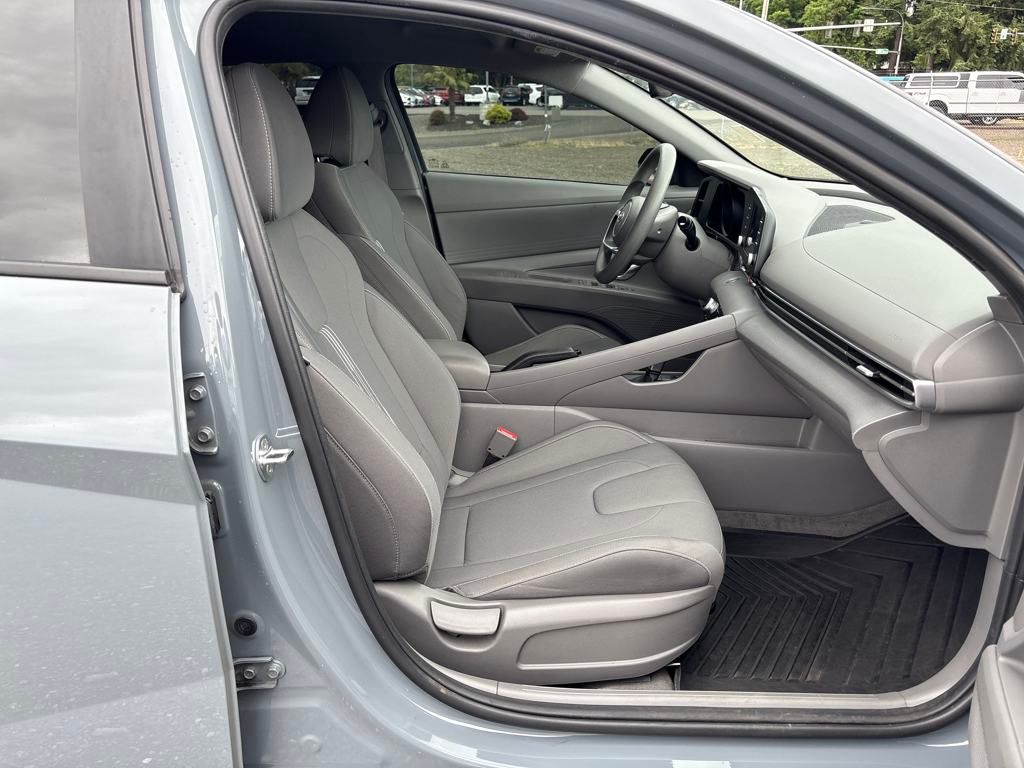 2023 Electric Shadow Hyundai Elantra SEL FWD Sedan