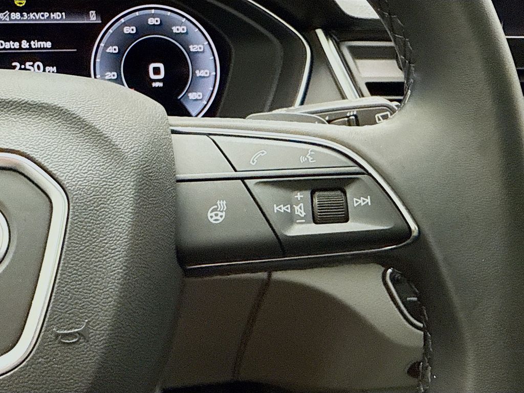 Thumbnail: 2022 Audi Q5 - 12