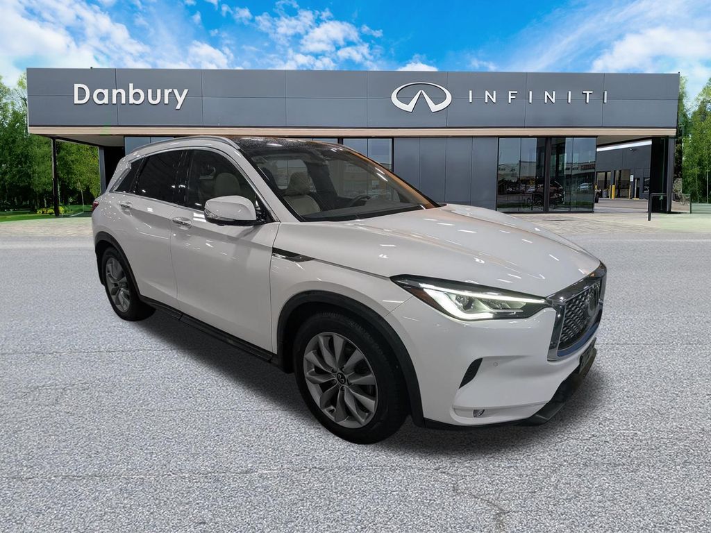 2021 INFINITI QX50 Essential AWD