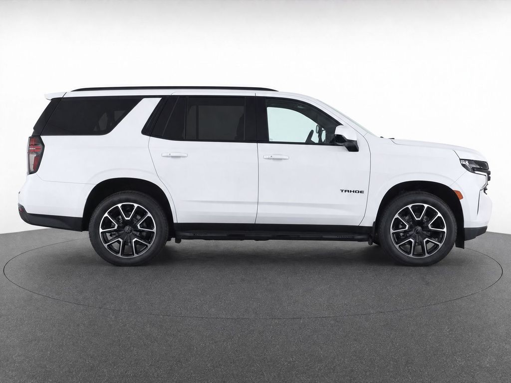 Thumbnail: 2022 Chevrolet Tahoe - 32