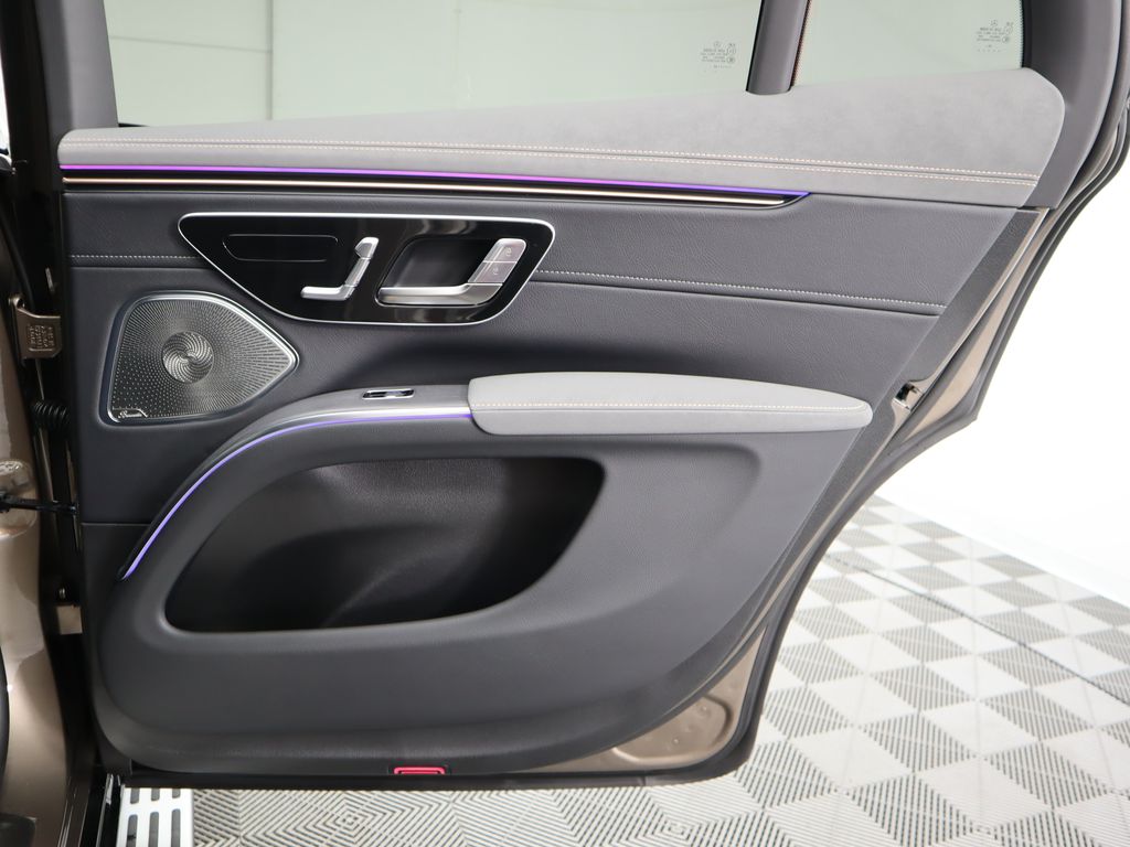 2024 Mercedes-Benz EQS 450 29