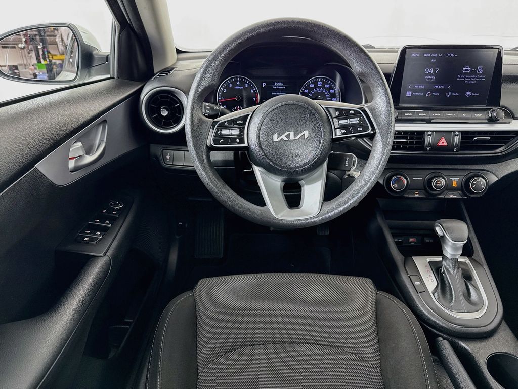 Thumbnail: 2023 Kia Forte - 21