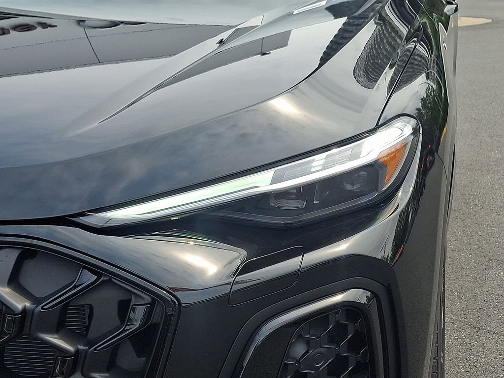 Thumbnail: 2026 Audi Q5 - 6