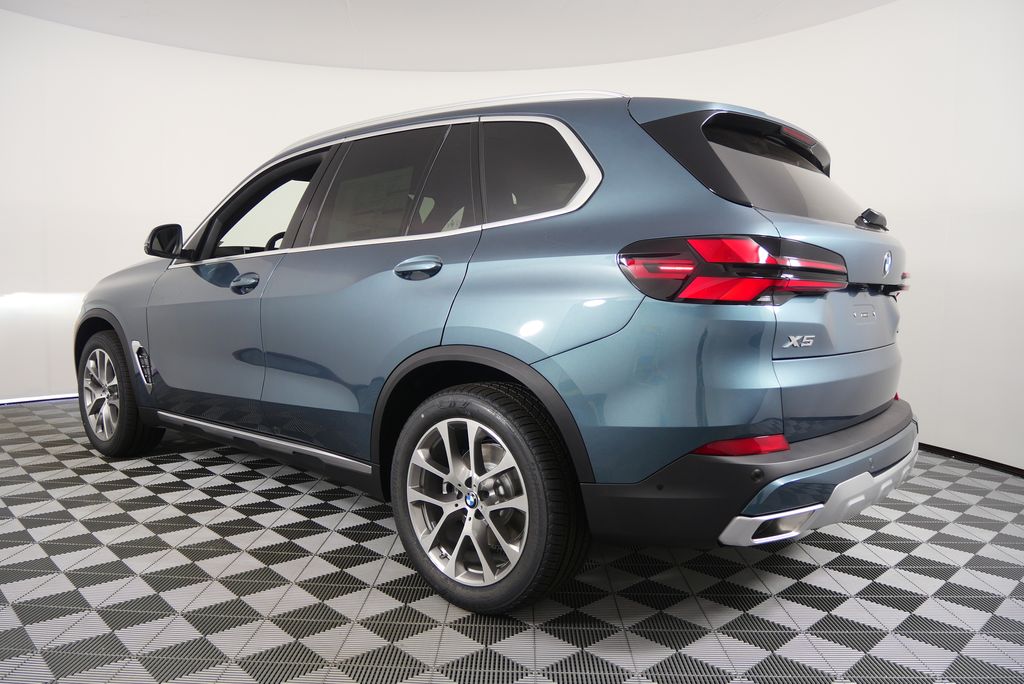 Thumbnail: 2026 BMW X5 - 5