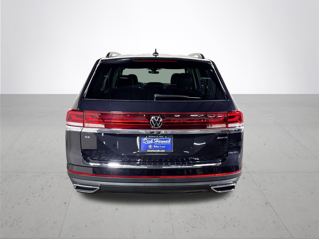 2025 Volkswagen Atlas 2.0T SE