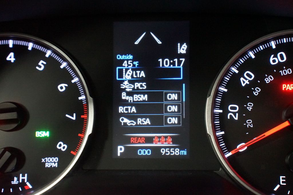 Thumbnail: 2022 Toyota RAV4 - 16