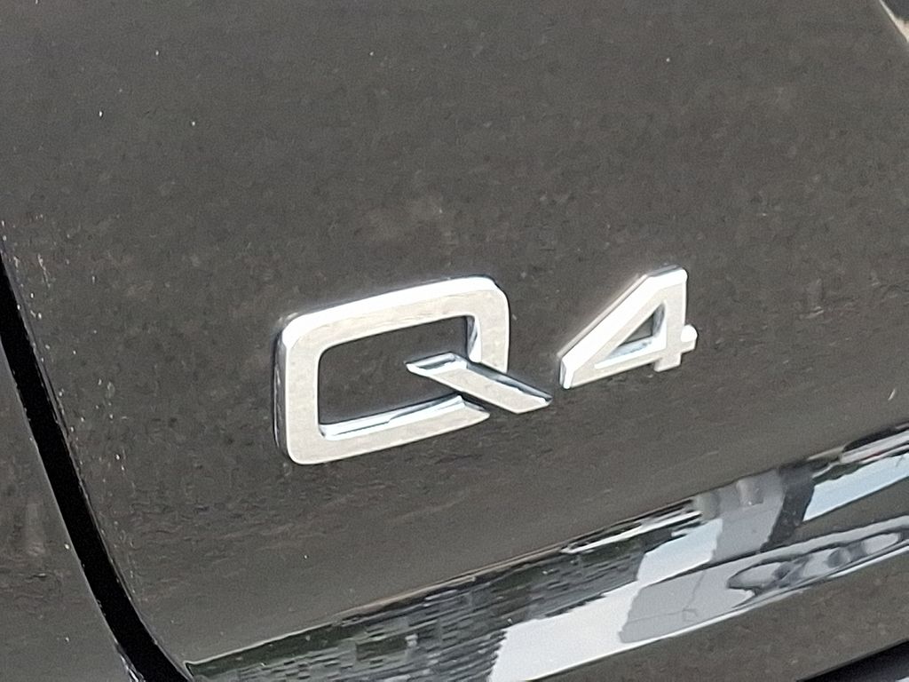 Thumbnail: 2023 Audi Q4 e-tron - 29