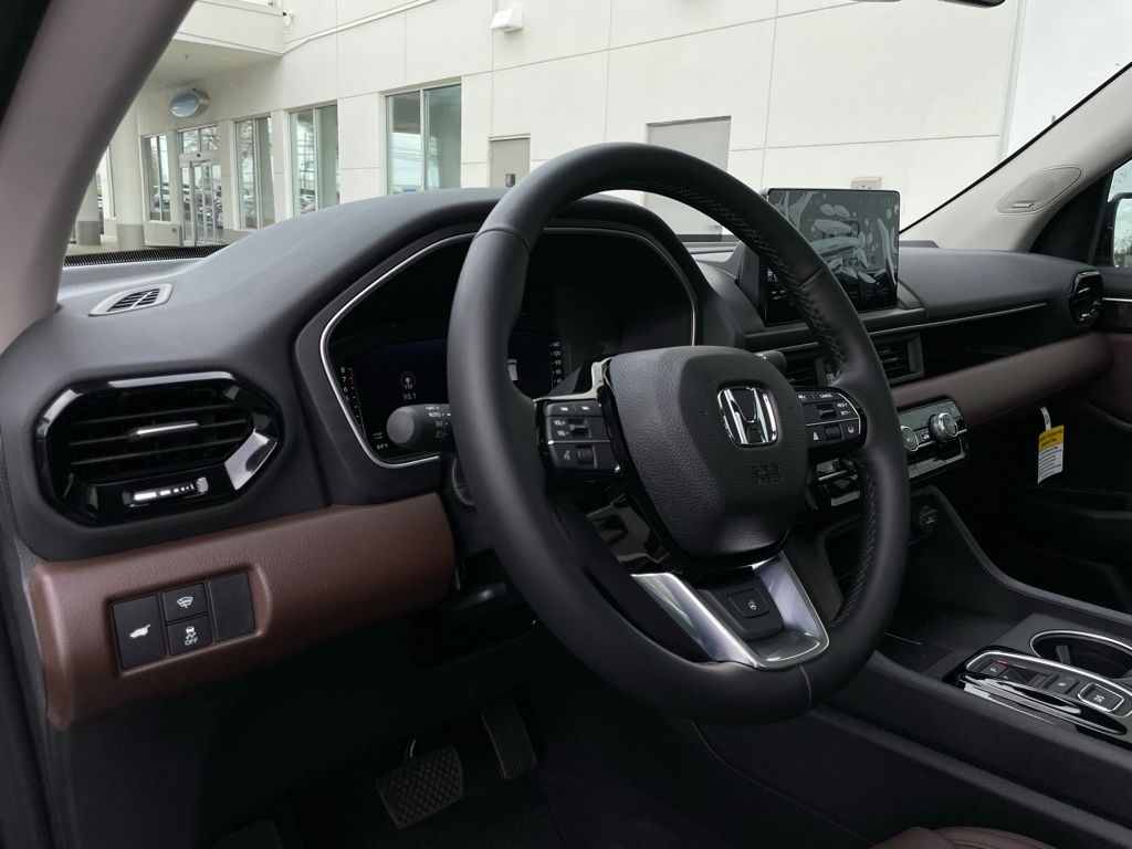 Thumbnail: 2025 Honda Pilot - 29