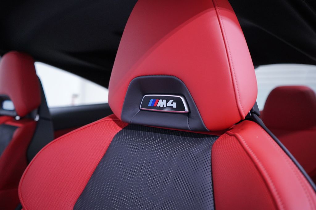 Thumbnail: 2026 BMW M4 - 8