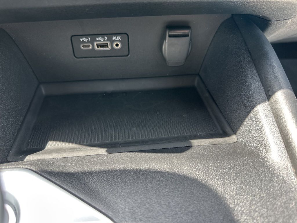 2022 Gun Metallic Nissan Altima 2.5 SR FWD Sedan