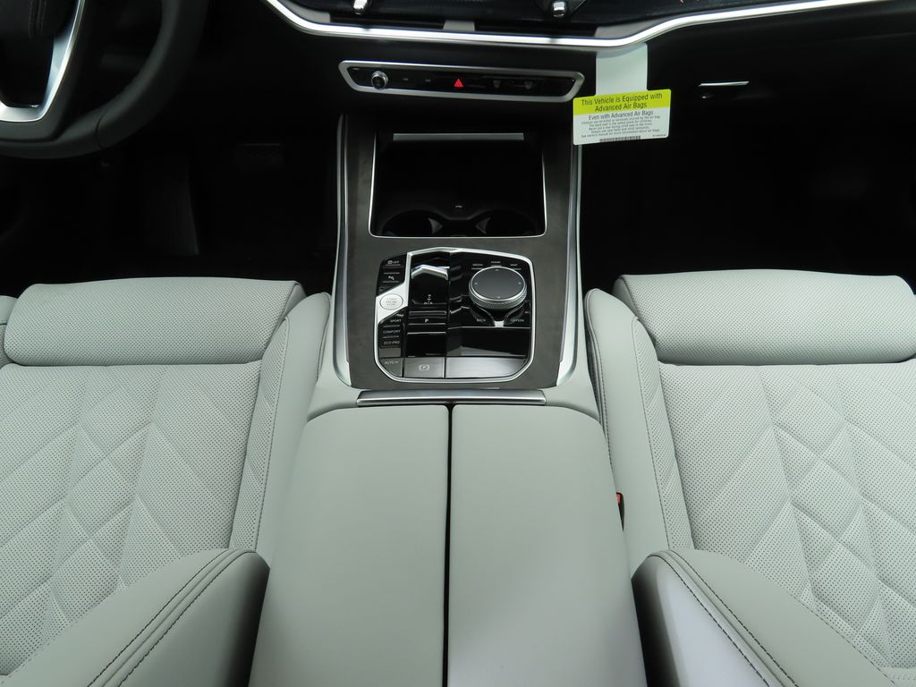 Thumbnail: 2026 BMW X5 - 16