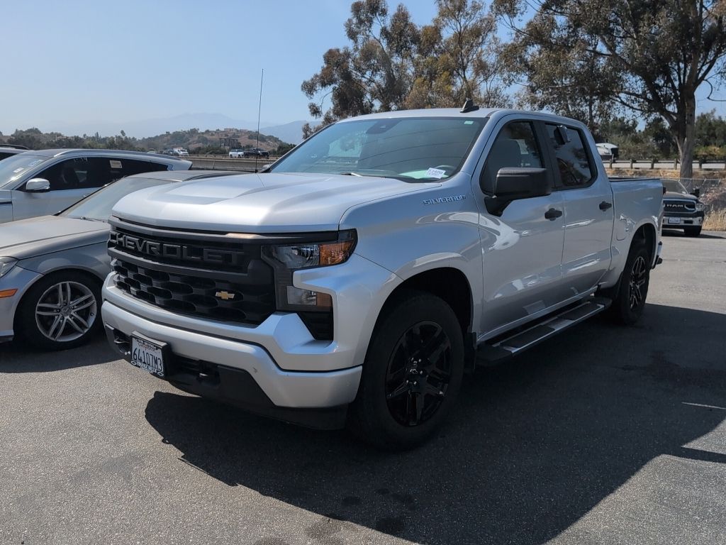 2022 Chevrolet Silverado 1500 Custom Crew Cab Short Box's photo