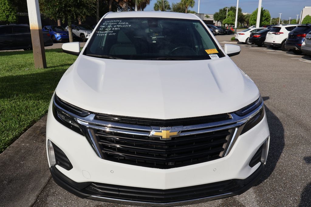 Thumbnail: 2022 Chevrolet Equinox - 5