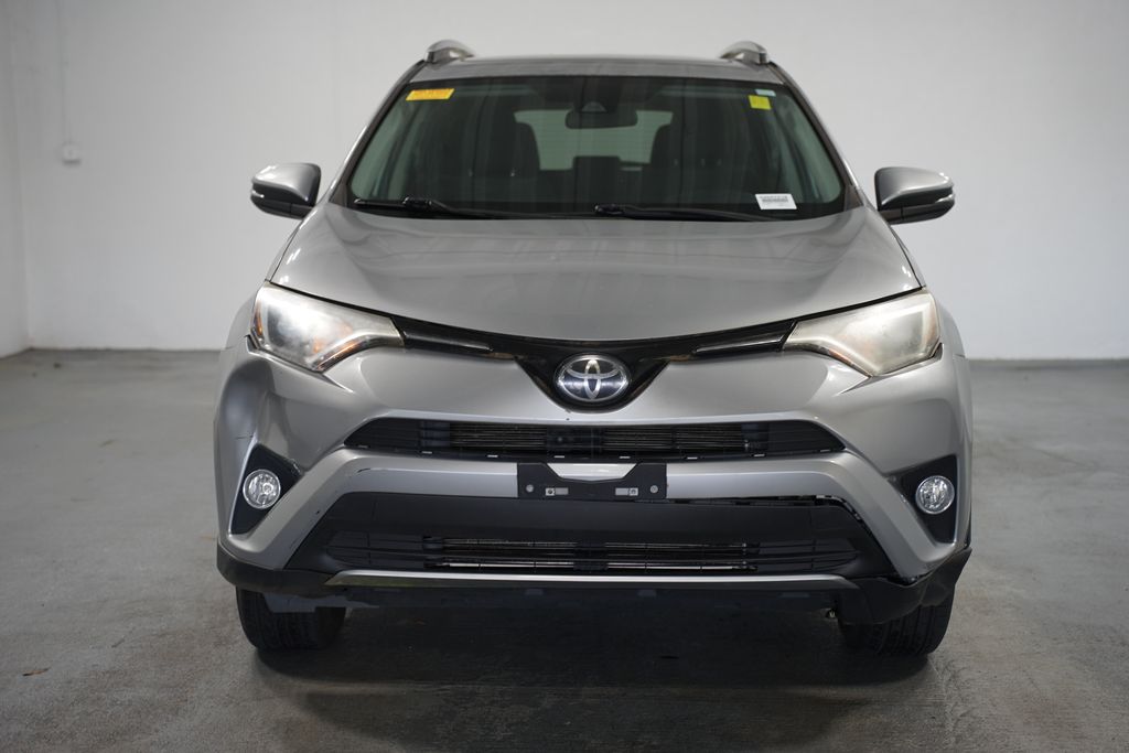 2017 Toyota RAV4 XLE 2