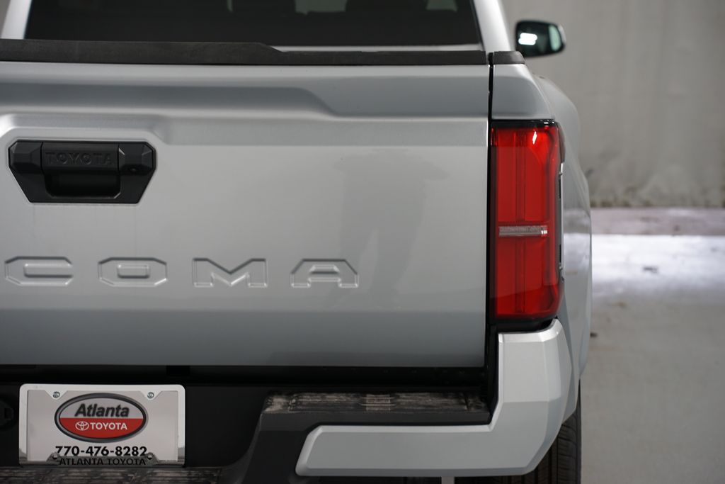 Thumbnail: 2025 Toyota Tacoma - 10