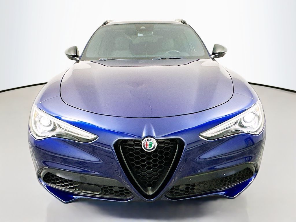 Thumbnail: 2020 Alfa Romeo Stelvio - 2