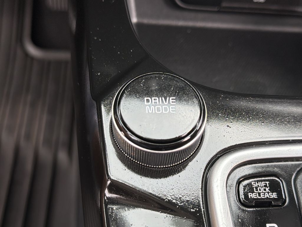 Used 2024 Kia Seltos SUV